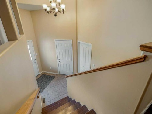 727 Aberdeen Crescent West, Lethbridge, AB 