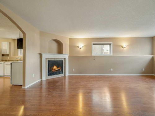 727 Aberdeen Crescent West, Lethbridge, AB 