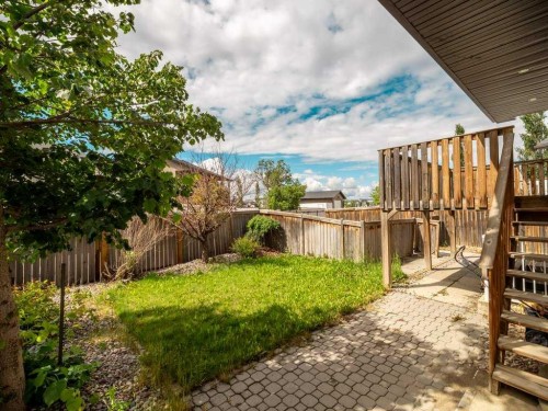 727 Aberdeen Crescent West, Lethbridge, AB 