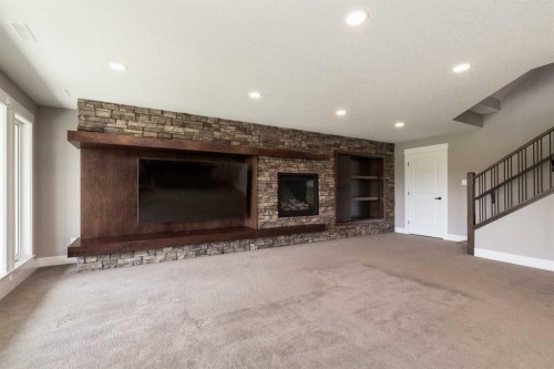 788 Canyonview Close West, Lethbridge, AB 