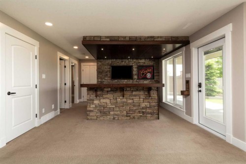 788 Canyonview Close West, Lethbridge, AB 