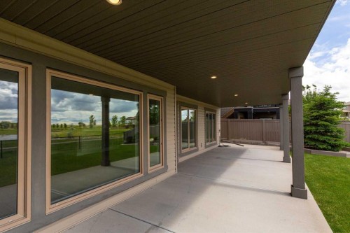 788 Canyonview Close West, Lethbridge, AB 