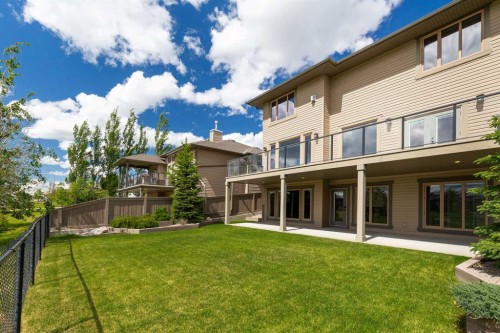 788 Canyonview Close West, Lethbridge, AB 