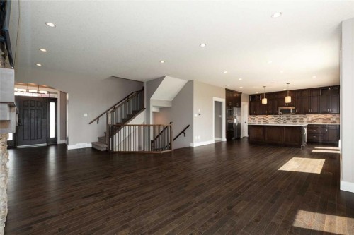 788 Canyonview Close West, Lethbridge, AB 