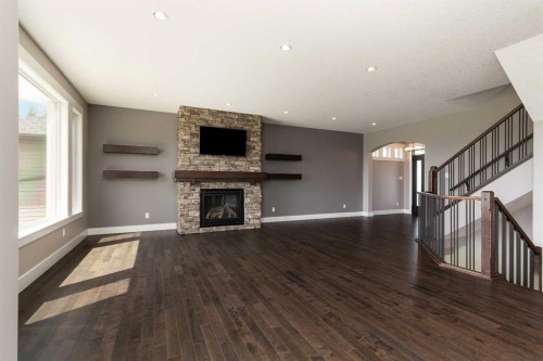 788 Canyonview Close West, Lethbridge, AB 