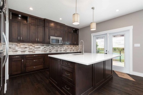 788 Canyonview Close West, Lethbridge, AB 