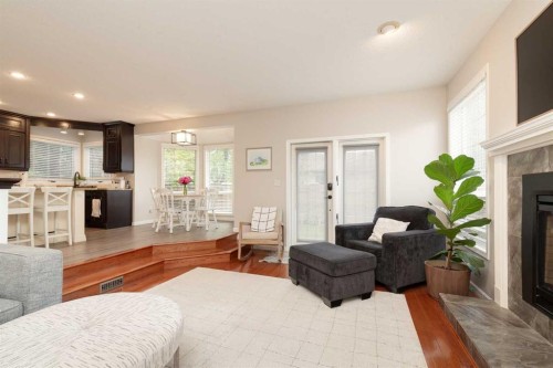 205 Kings Bay South, Lethbridge, AB 