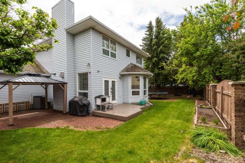 205 Kings Bay South, Lethbridge, AB 