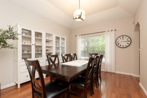 205 Kings Bay South, Lethbridge, AB 