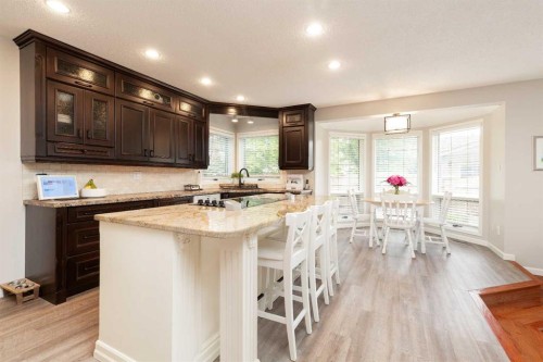 205 Kings Bay South, Lethbridge, AB 