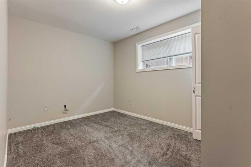 1017 19A Avenue, Coaldale, AB 