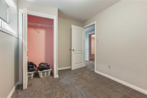 1017 19A Avenue, Coaldale, AB 