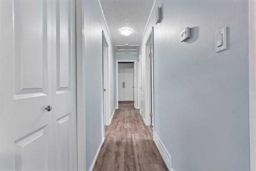 1017 19A Avenue, Coaldale, AB 