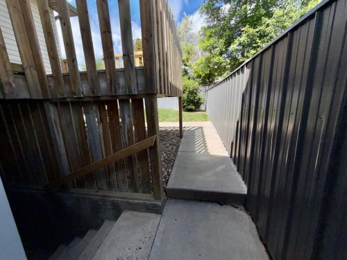 40 Micmac Court West, Lethbridge, AB 