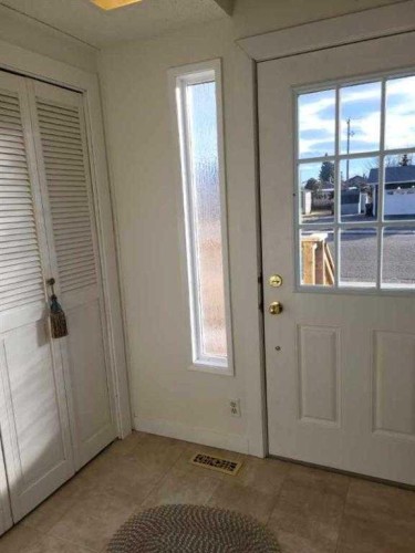 301 1St Avenue North, Coutts, AB 
