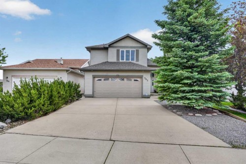 382 Heritage Boulevard WEST Lethbridge, AB T1K 7M5