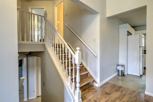 84 Erminedale Boulevard North, Lethbridge, AB 