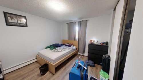 102-401 Columbia Boulevard West, Lethbridge, AB 