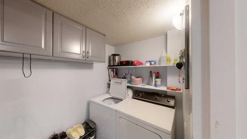 102-401 Columbia Boulevard West, Lethbridge, AB 