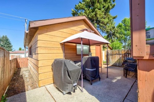 1320 13 Street North, Lethbridge, AB 