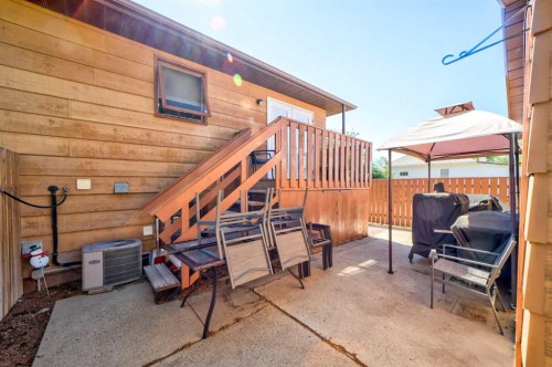 1320 13 Street North, Lethbridge, AB 