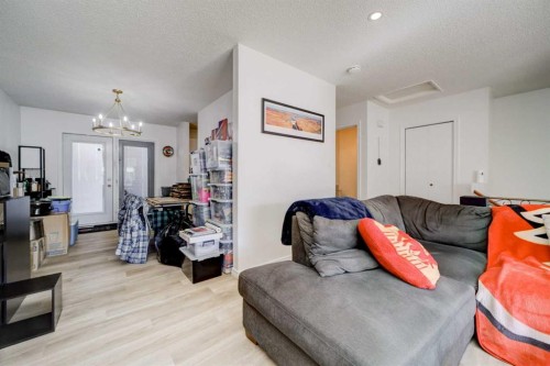 1320 13 Street North, Lethbridge, AB 