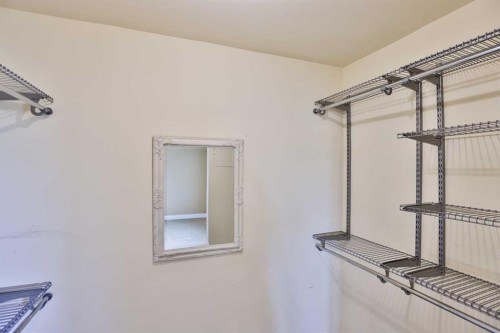 12 Aspen Arbor, Raymond, AB 