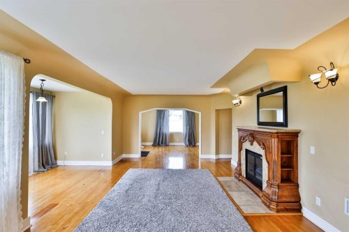 12 Aspen Arbor, Raymond, AB 