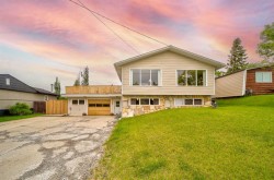 1130 James Avenue Pincher Creek, AB T0K 1W0