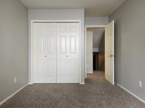 67 Blackfoot Boulevard West, Lethbridge, AB 