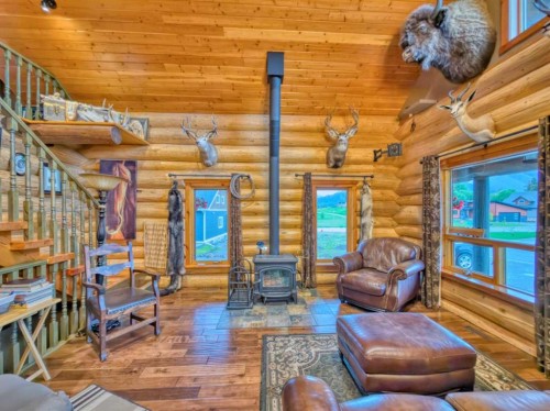 21407 29 Avenue, Bellevue, AB 