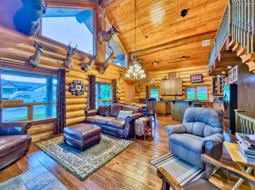 21407 29 Avenue, Bellevue, AB 