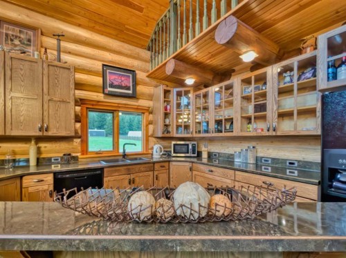 21407 29 Avenue, Bellevue, AB 