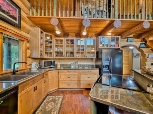 21407 29 Avenue, Bellevue, AB 
