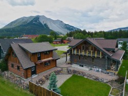 21407 29 Avenue Bellevue, AB T0K 0C0