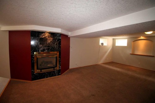 819 9 Avenue South, Lethbridge, AB 