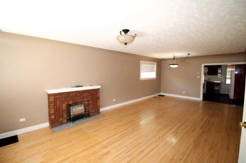 819 9 Avenue South, Lethbridge, AB 