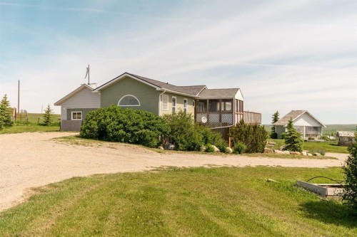 265036 Twp Rd 30, Cardston, AB 