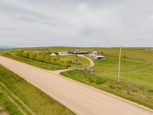 265036 Twp Rd 30, Cardston, AB 