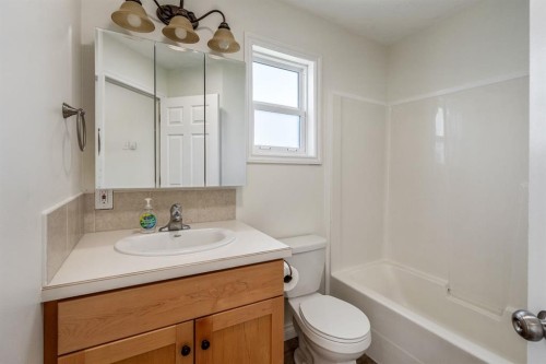 265036 Twp Rd 30, Cardston, AB 