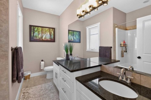 556 Sixmile Crescent South, Lethbridge, AB 