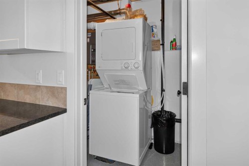 556 Sixmile Crescent South, Lethbridge, AB 