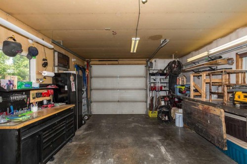 2123 16 Avenue, Coaldale, AB 