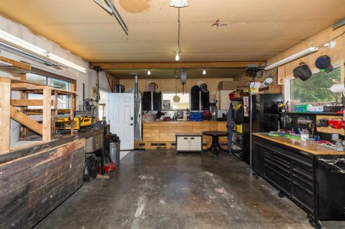 2123 16 Avenue, Coaldale, AB 