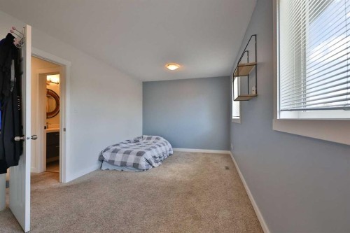 86 Riverstone Boulevard West, Lethbridge, AB 