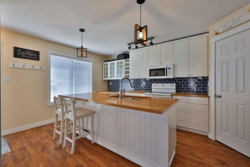 86 Riverstone Boulevard West, Lethbridge, AB 