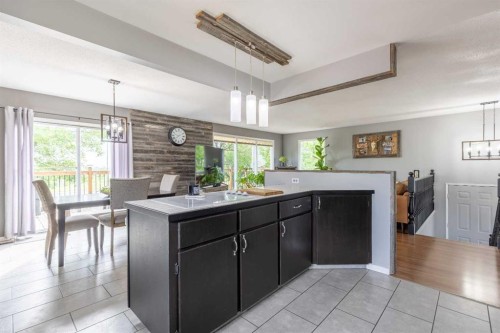 130 Chippewa Crescent West, Lethbridge, AB - Indoor