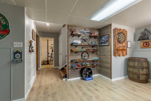 130 Chippewa Crescent West, Lethbridge, AB - Indoor Photo Showing Other Room