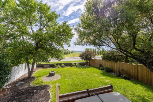 130 Chippewa Crescent West, Lethbridge, AB - Outdoor