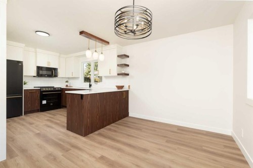 3618 Forestry Avenue South, Lethbridge, AB - Indoor Photo Showing Kitchen